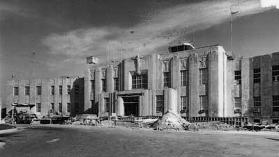 lakefront-airport-web The Lakefront Airport terminal as it appeared in 1934, and will again when restoration is complete.