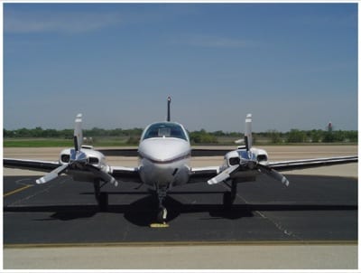 Beech Baron behind Hartzell Top Prop propeller