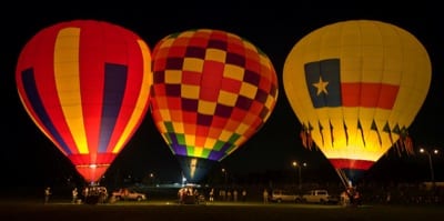 3 balloons glow